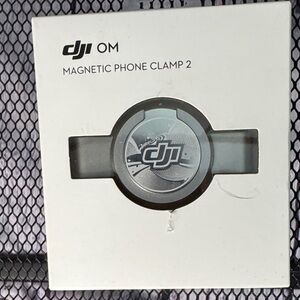 DJI OM Magnetic Phone Clamp 2
